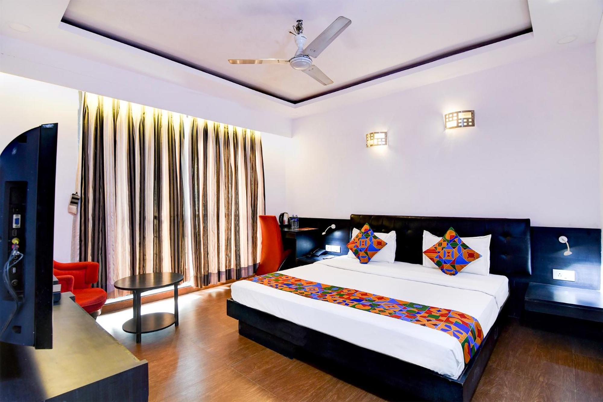 Fabhotel Ballygunge Luxury - Behind Punjab Club Калькутта Экстерьер фото