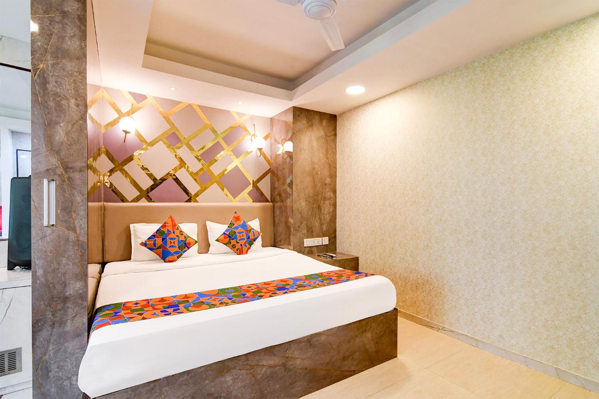 Fabhotel Ballygunge Luxury - Behind Punjab Club Калькутта Экстерьер фото
